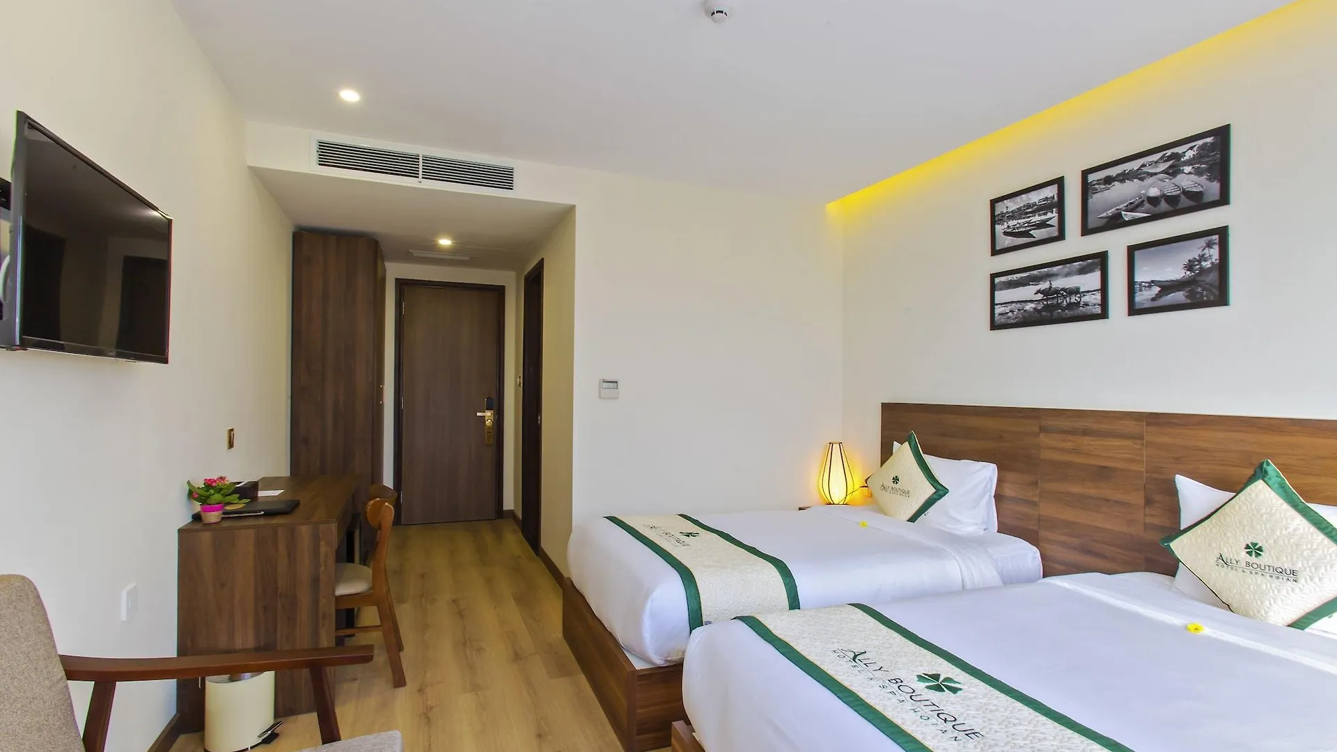 הוי אן Ally Beach Boutique Hotel Hoian  הוי אן