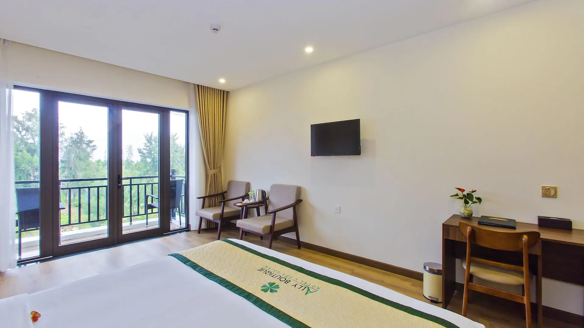 Ally Beach Boutique Hotel Hoian Hoi An 4*,