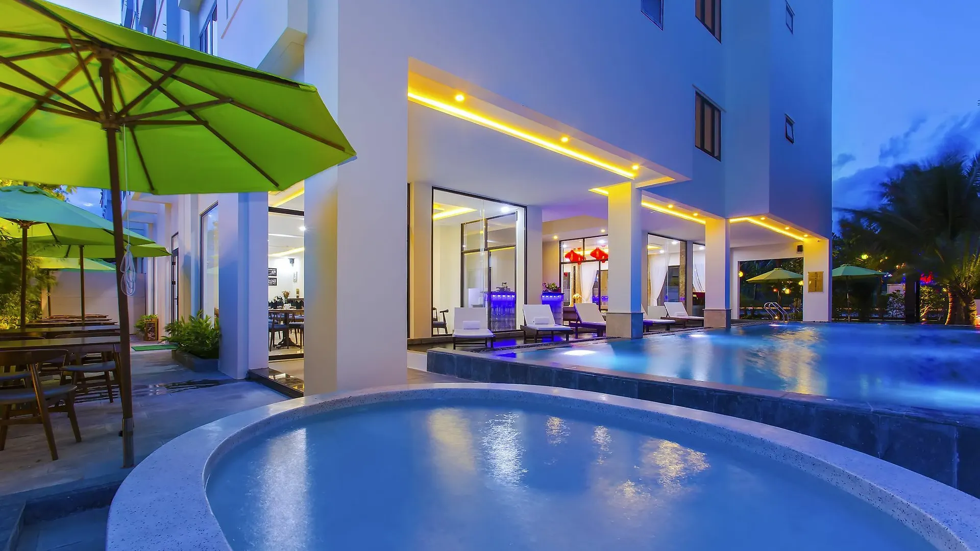 Ally Beach Boutique Hotel Hoian Hoi An 4*,